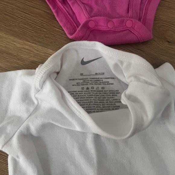 Nike Baby Pink and White Set - Picture 6 of 9